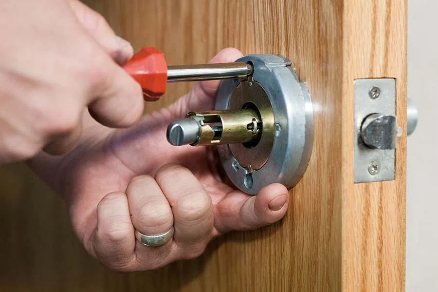 Phoenix Pro Locksmith Phoenix, AZ 602-687-1411 Phoenix Pro Locksmith Phoenix, AZ 602-687-1411
